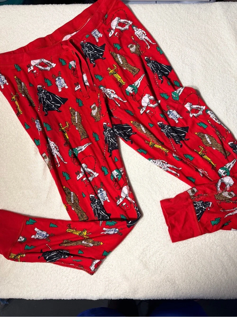 Hanna Andersson Star Wars Pajama Set - Red Holiday Print - Top XXL / Pants XL